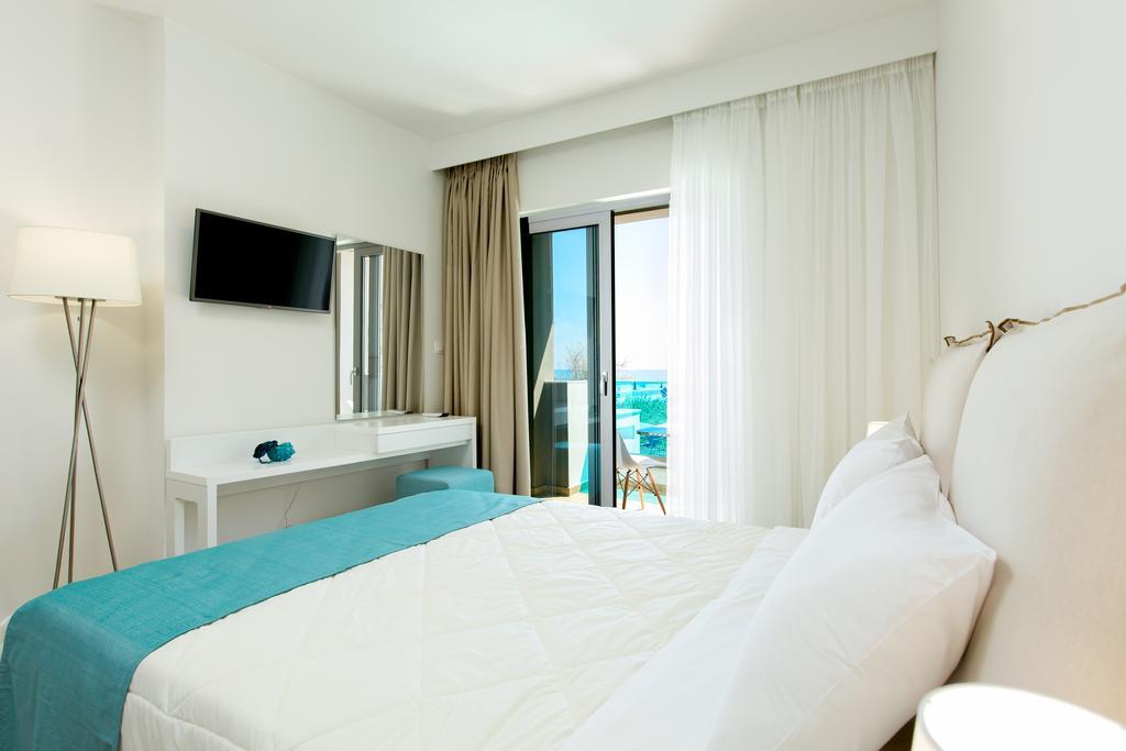 העיירה רתימנו Golden Coast Seaside Apartments חדר תמונה